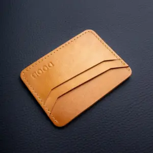 Картхолдер светло-коричневый "Model G"